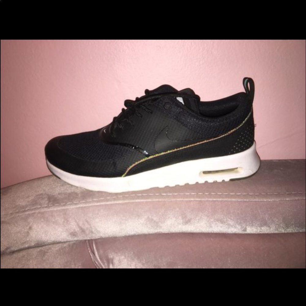 Nike airmax shoes holographic